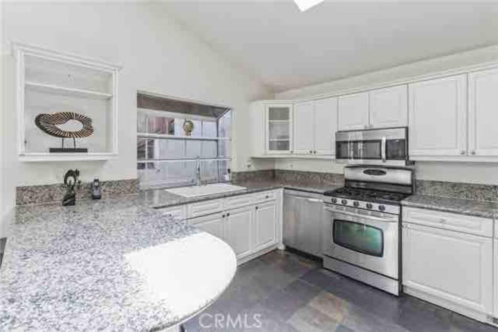 Stunning Mediterranean Mansion In Laurel Canyon Los Angeles Zewnętrze zdjęcie