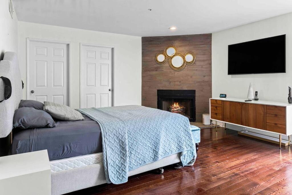 Stunning Mediterranean Mansion In Laurel Canyon Los Angeles Zewnętrze zdjęcie